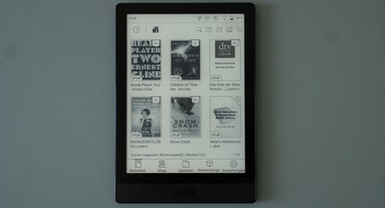 Bis die Bücher mal in der Bibliothek sind, kann es etwas dauern.