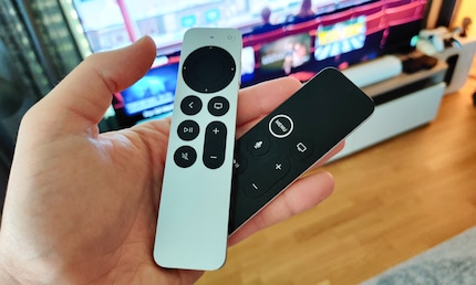Die fast komplett touch-sensitive Fernbedienung ist jetzt weg.