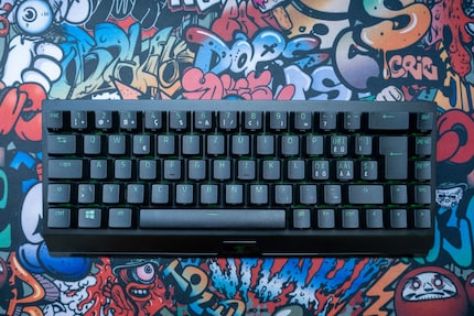 Die 60-Prozent-Tastatur ohne Nummernblock und Funktionstasten hat auch weniger Navigationstasten.