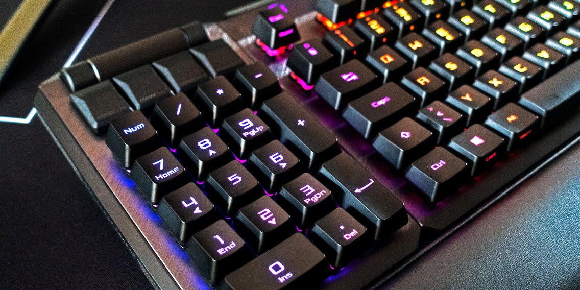 Asus ROG Claymore II: Modulare Wireless-Gaming-Tastatur im Test