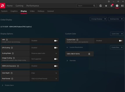 Bei AMD-Grafikkarten lässt sich unter der Option «Display» eine eigene Auflösung hinzufügen.