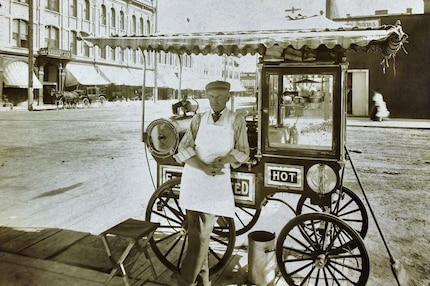The mobile popcorn machine.