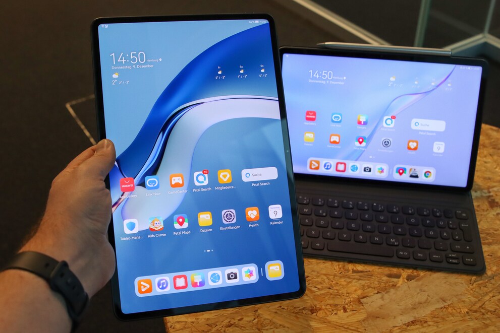 Das größere Matepad Pro 12.6 verfügt über ein OLED-Display.