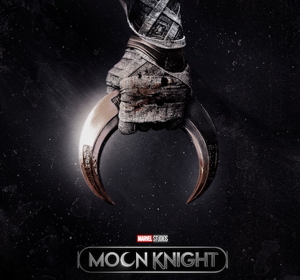 Bloody blades in the shape of crescent moons – Moon Knights speciality.