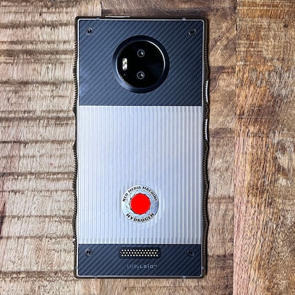 Red Hydrogen One