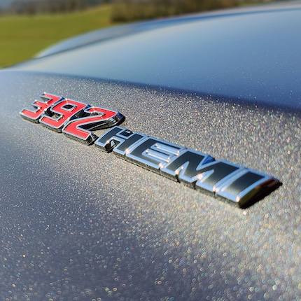 Der 392 Hemi ist einer der berühmt-berüchtigsten Motoren aus dem Hause Dodge