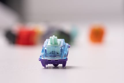 Ein taktiler Gateron Azure Dragon Switch.