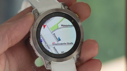 Die Garmin Epix 2 bringt ausführliche und detaillierte Karten mit – Offline-Navigation inklusive. / © NextPit