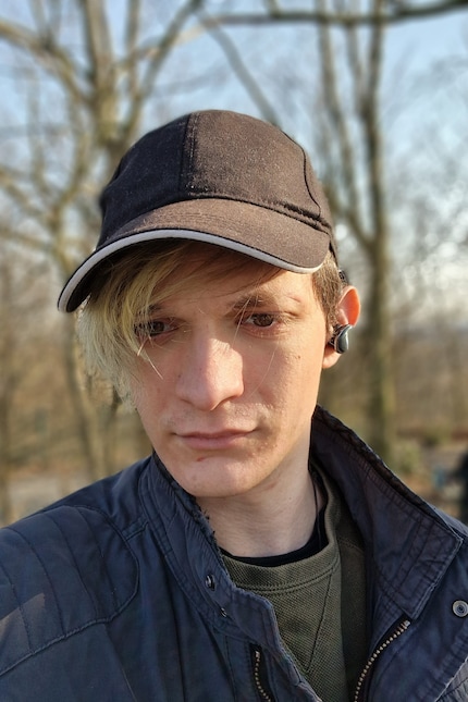 Mein Ohr ist dem Porträtmodus des S22 leider zum Opfer gefallen.