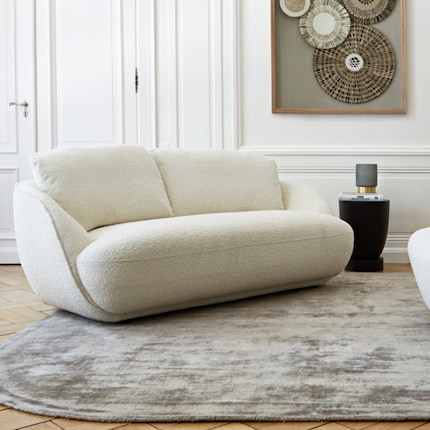 Dimensionen: 186 x 100 x 77 cm | Material: Polyester, Lärchenholz | Bild: Am.Pm