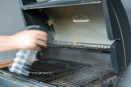 Coat the grate generously...