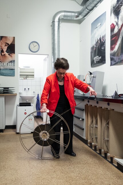 «Bergauf, Bergab» (Uphill, Downhill) was screened the mechanical way.