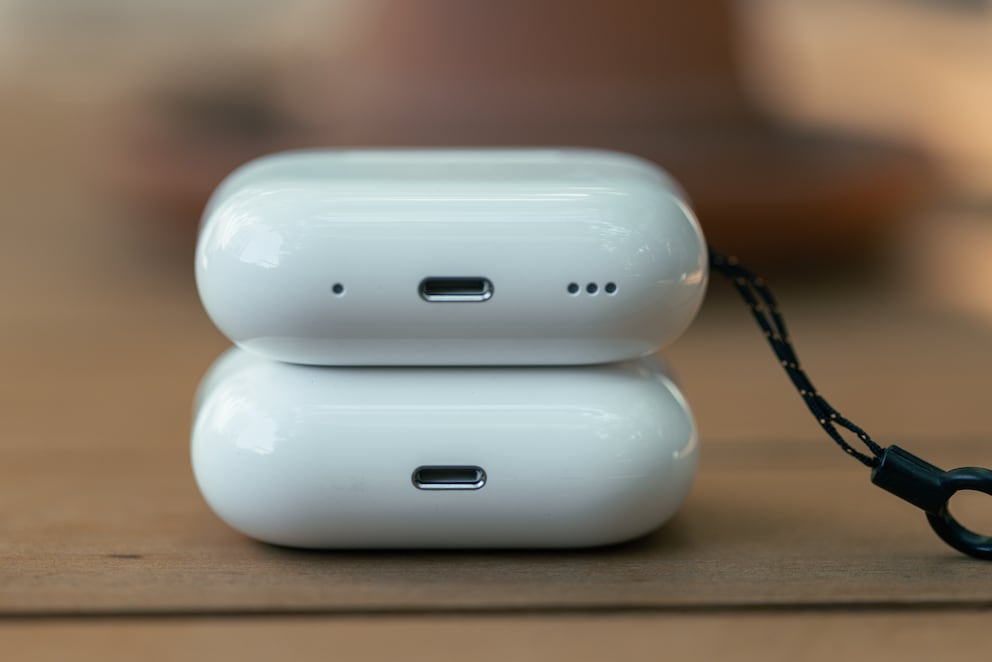 Bei der neuen Generation hat Apple Lautsprecher im Case eingebaut.
