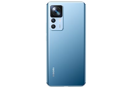 Die Rückseite des Xiaomi 12T unterscheidet sich vor allem durch den Aufdruck «108 Megapixel» vom 12T Pro.