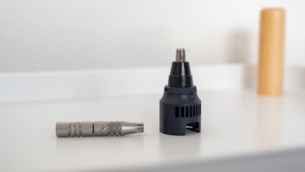 Der Nasenhaar-Trimmer des MultiShape (rechts) ist eine Option, auf die ich verzichten könnte.