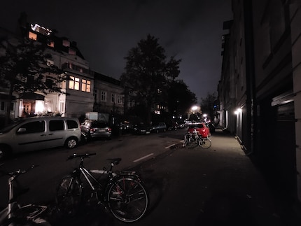 Wide angle, auto mode