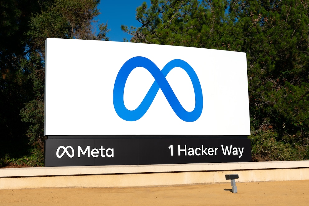 Ob in zehn Jahren noch immer das Meta-Schild am 1 Hacker Way stehen wird?