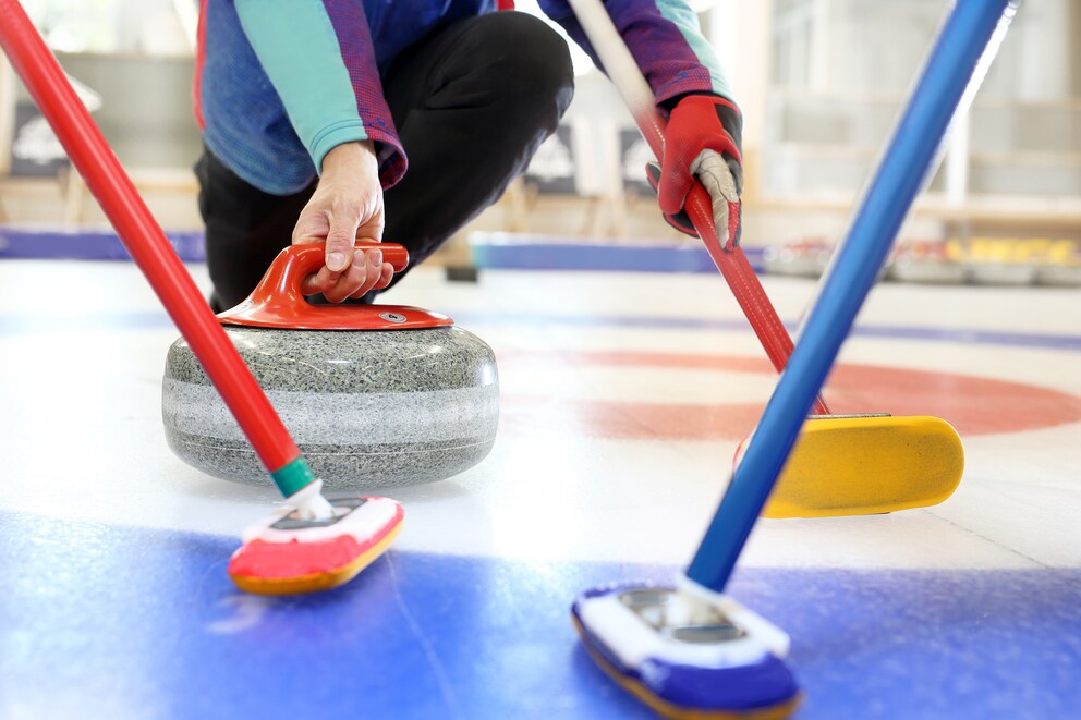 Curling-Eltern wischen alle Hindernisse aus dem Weg.