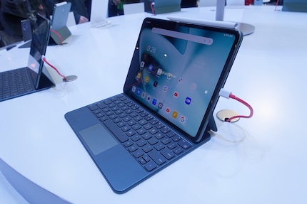 Für das OnePlus Pad sind ein passendes Keyboard und ein Stift erhältlich.