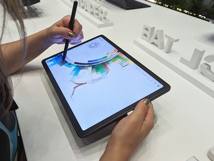 Das TCL Nxtpaper ist angenehm fürs Zeichnen.