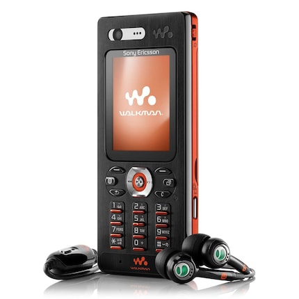 The 2007 Sony Ericsson W880i came with quality earbuds and offered extensive multimedia features despite its minimal dimensions.
