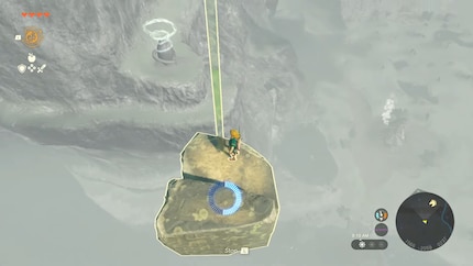 Ziemlich praktisch: Mit seiner neuen Fähigkeit missbraucht Link heruntergefallene Felsen als Lift in Richtung Sky Islands.
