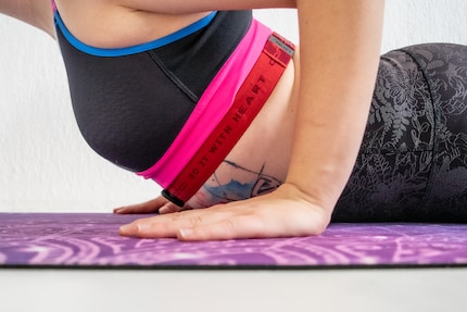 The HR10 sits slightly awkwardly right under my sports bra.