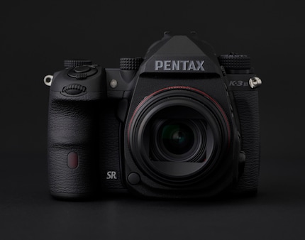Theoretisch macht die neue Pentax bessere Bilder in Graustufen als andere Kameras.