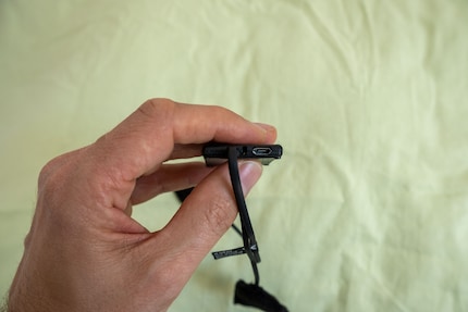 Wieso? Wieso nur Micro-USB? Das gehört verboten.