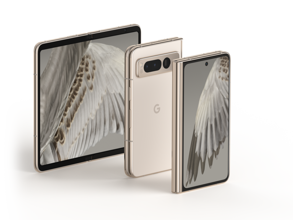 Das Pixel Fold aufgelappt und geschlossen.