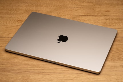 Starlight is one of four possible colours. The others are silver, grey and a very dark blue.