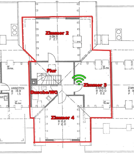 Das obere Dachgeschoss. Wi-Fi-Symbol in Grün: Standort Router