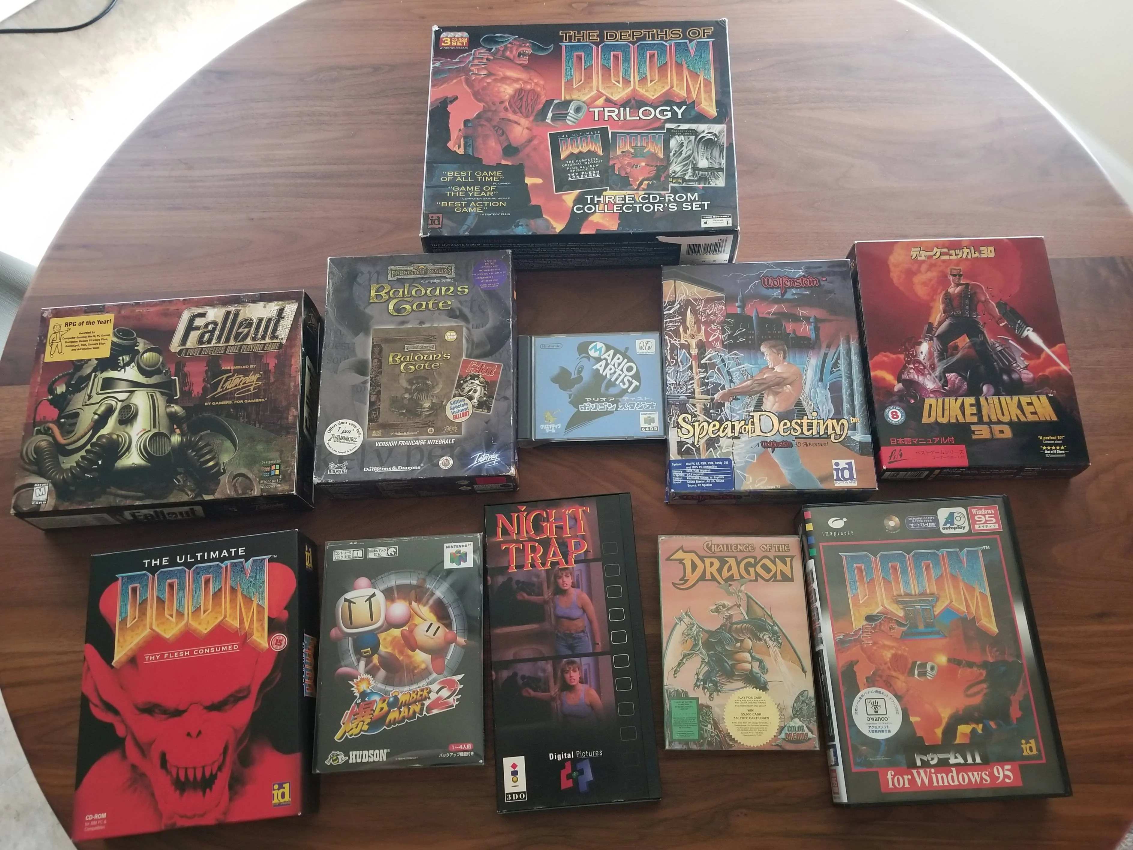 Das «Doom»-Cover unten links hat sich in mein Gehirn gebrannt.