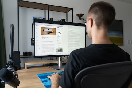Der Bildschirm fällt zwischen Stuhl und Bank: Als Premium-Monitor zu schlecht, als Office-Monitor zu teuer.