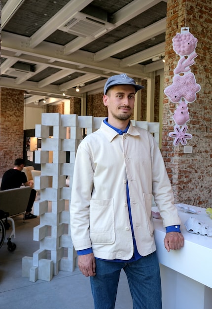 Maxwell Ashford proposes a redesign for balloons.