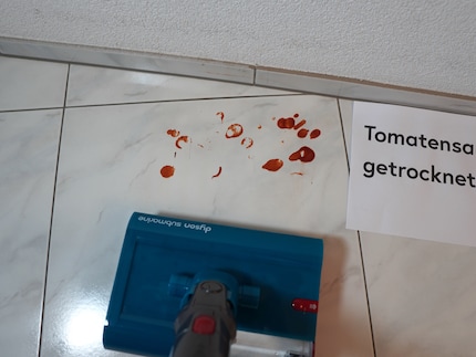 The dried tomato sauce after a few wipes. It won’t go away completely until I’ve added some water.