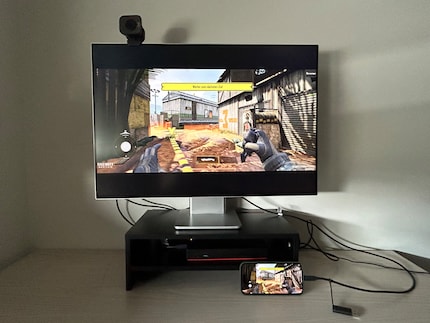 Mal ne Runde Call of Duty auf dem grossen Screen liegt locker drin.