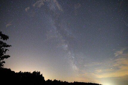 In fact always present, but almost never visible: the Milky Way. And always on display are the horrible yellowish bright spots.