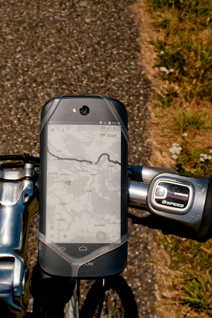 The long battery life made the e-ink screen a selling point.