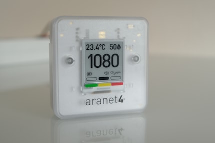 When the air gets bad, it’s not immediately obvious on the e-ink display.