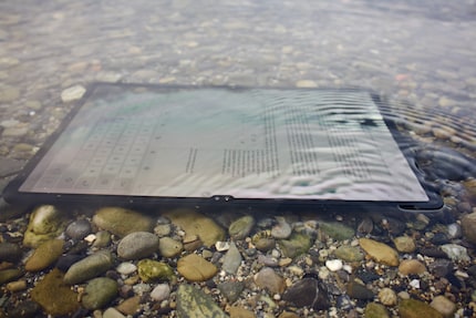 The tablet didn’t seem to mind taking a dip. Even the display stayed lit.