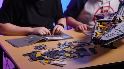 As usual with Lego, the instructions are simple and easy to understand.