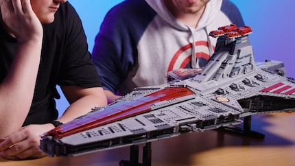 Visually, the Republic Attack Cruiser is a stunner.