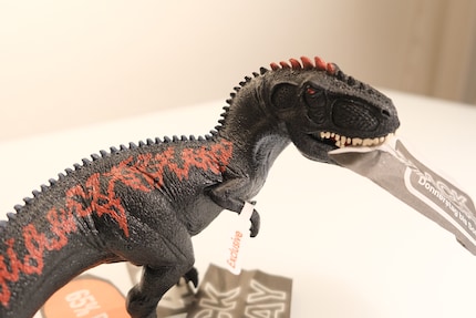 Dear giganotosaurus, that tattoo artist really wasn't worth it.