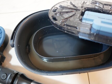 Schmutzwasser (aussen) und Frischwasser sind sauber getrennt.