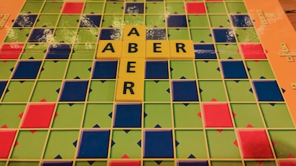 Bei Scrabble gibt’s dafür ein paar Punkte, bei mir machst du Minus.