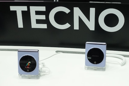 Das Phantom 5 in auffälligem Lila – leider nur fürs MWC in Europa zu Besuch.