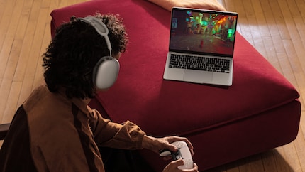 The M3 supports ray tracing. This is intended to improve performance in certain games.