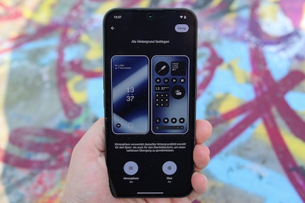There are multiple ways to customise your background.