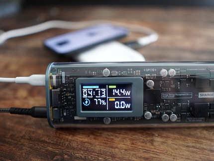 The iPhone charges wirelessly at just under 15 watts – sometimes.